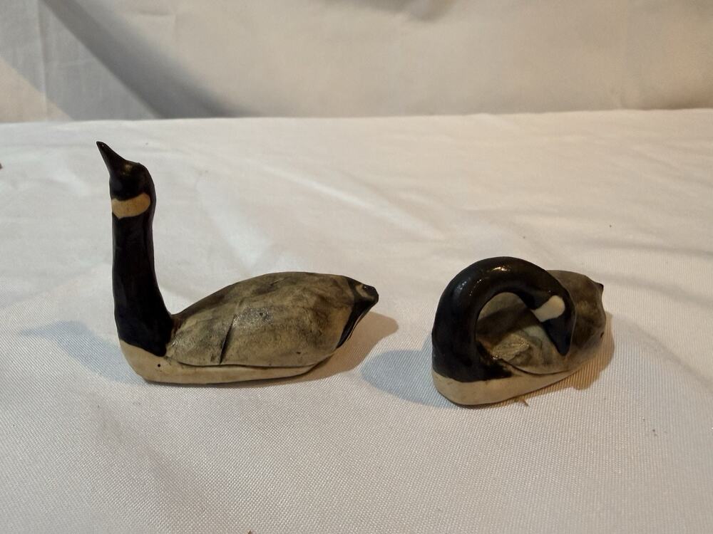 Signed Ann Young Hand-Carved Canada Goose Miniature Folk Art Sculpture Pair